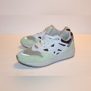 Karhu Legacy 96 Trainers Shoes Size Mens 5/ Women’s 6.5 NEW